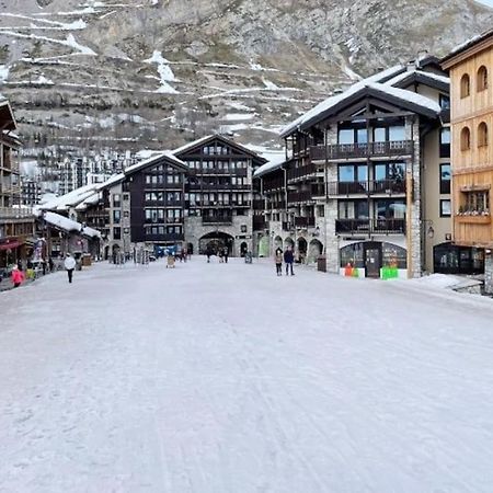 Central 3 Bedroom Chalet With Balcony Val-dʼIsère Екстериор снимка