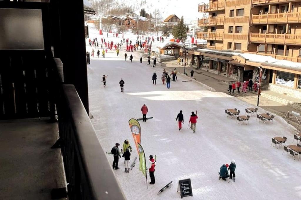 Central 3 Bedroom Chalet With Balcony Val-dʼIsère Екстериор снимка